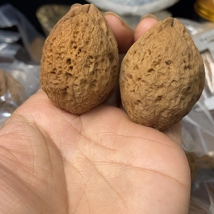 把件文玩核桃云南铁核桃基地25