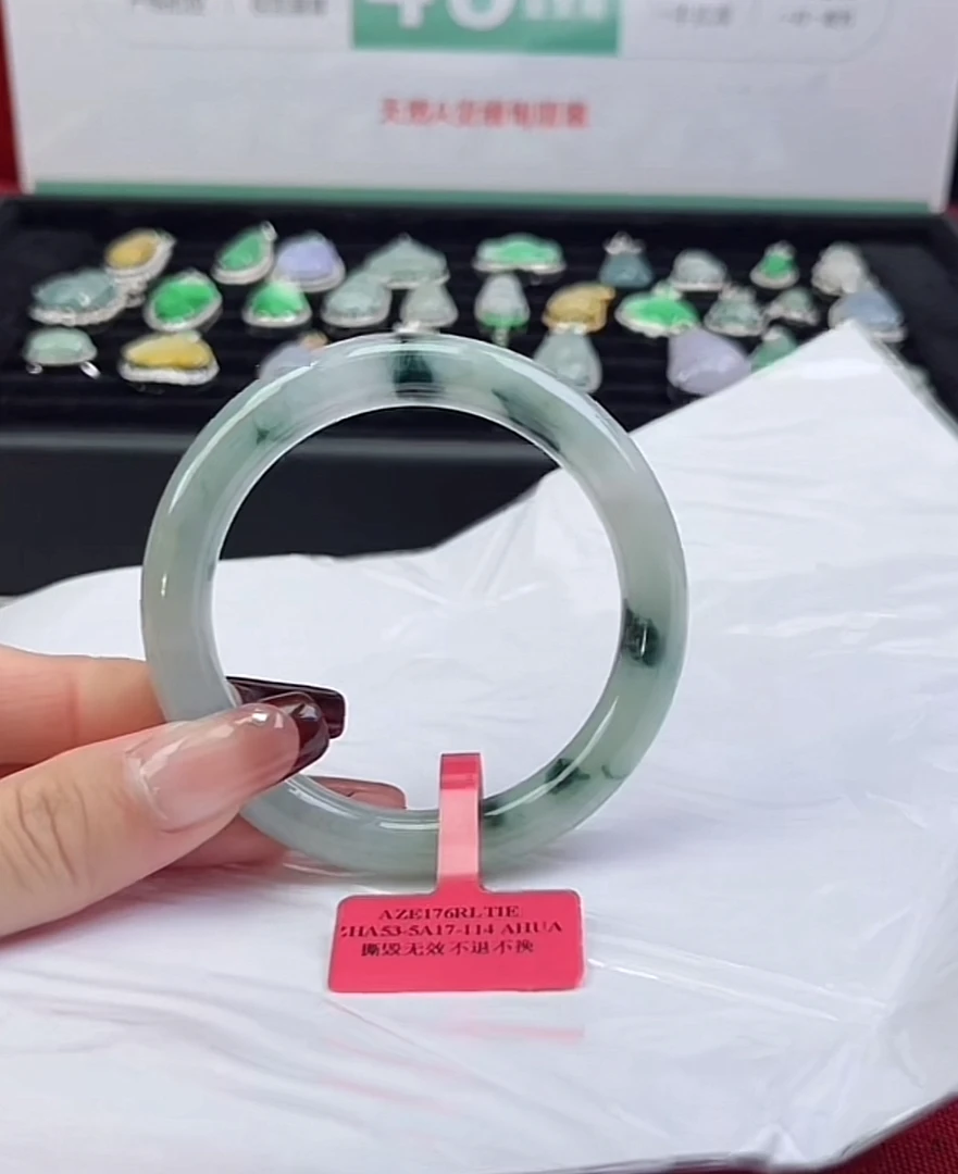 【刘思懿】天然缅甸A货翡翠手镯-10