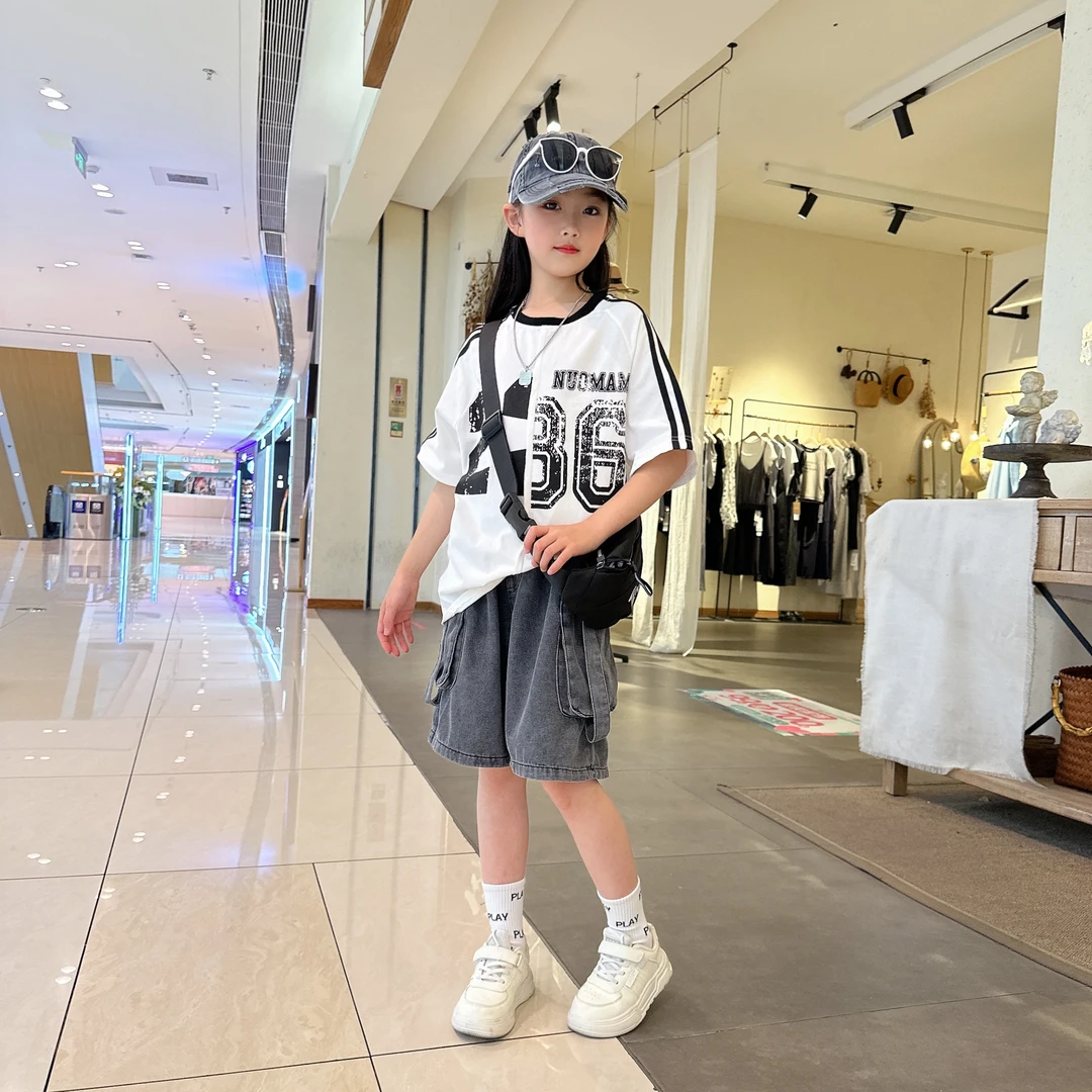 2025上新兄妹款字母印花宽松运动短袖+短款套装时尚夏季中大童
