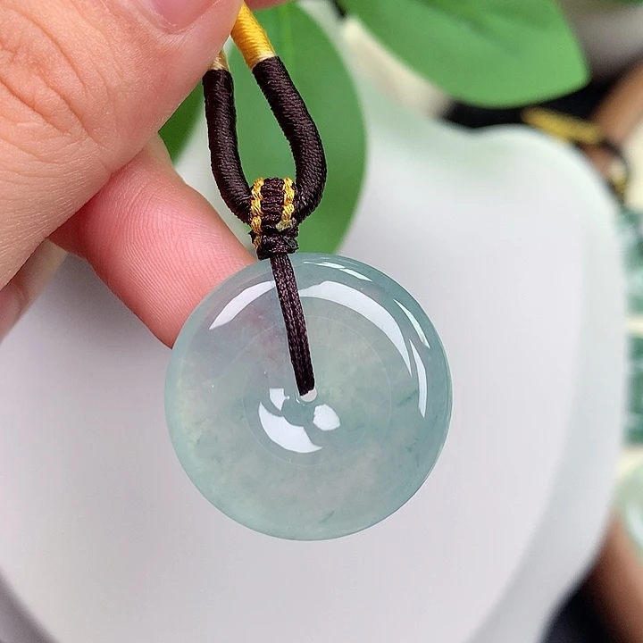 颈饰未镶嵌翡翠平安扣 25.1x5.7mm