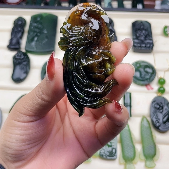 马***王蛇纹石玉未镶嵌挂件