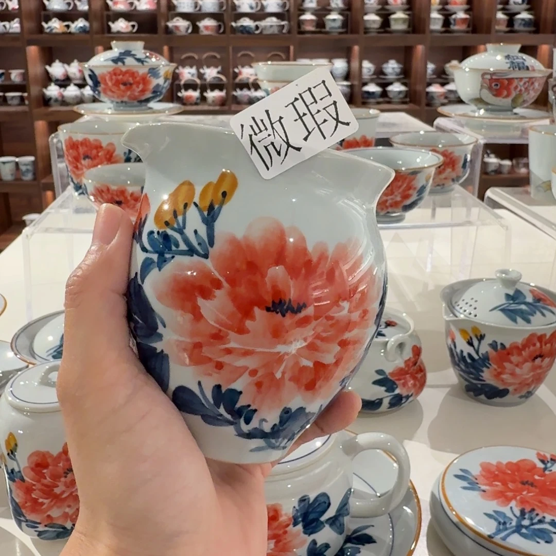 釉下手绘茶具微瑕