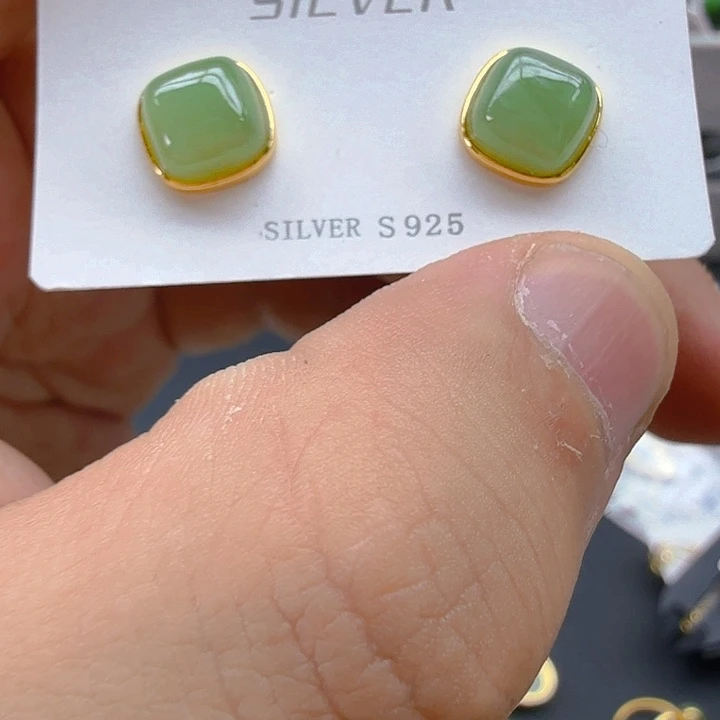 和田玉耳饰银S925镀金镶嵌