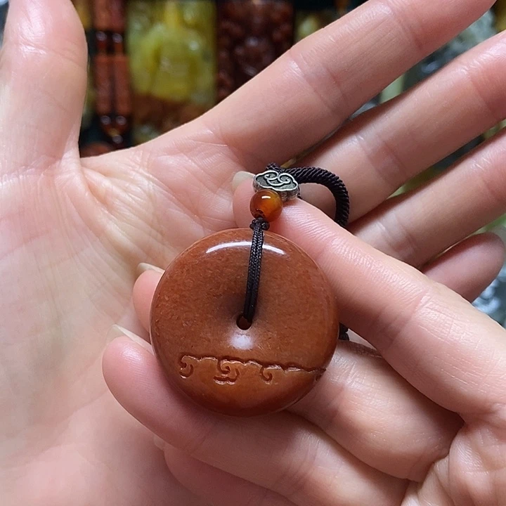 岫玉未镶嵌吊坠(赠链)