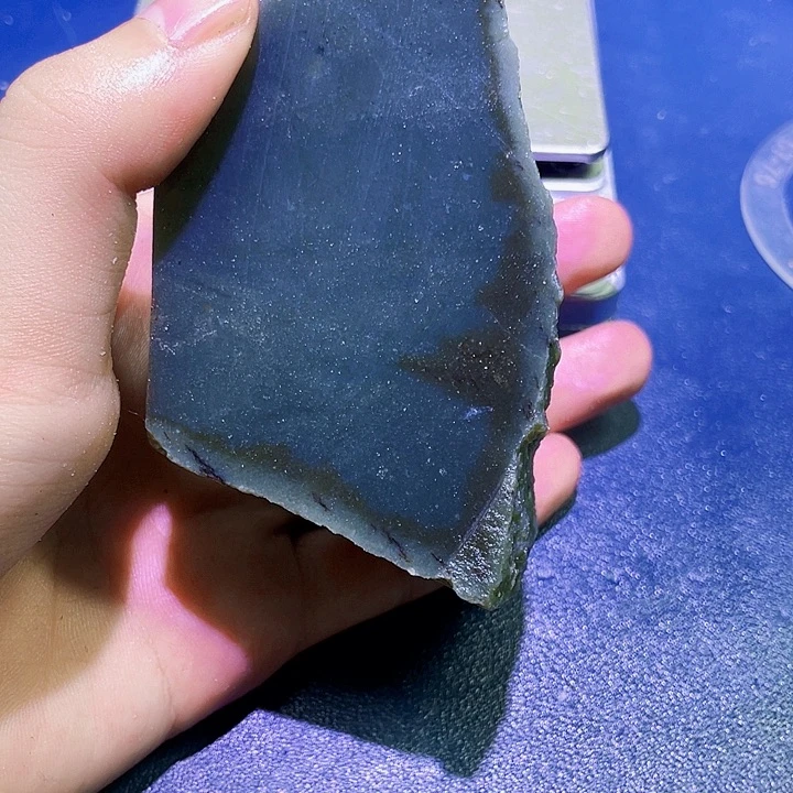 未镶嵌和田玉（糖玉）珠宝半成品