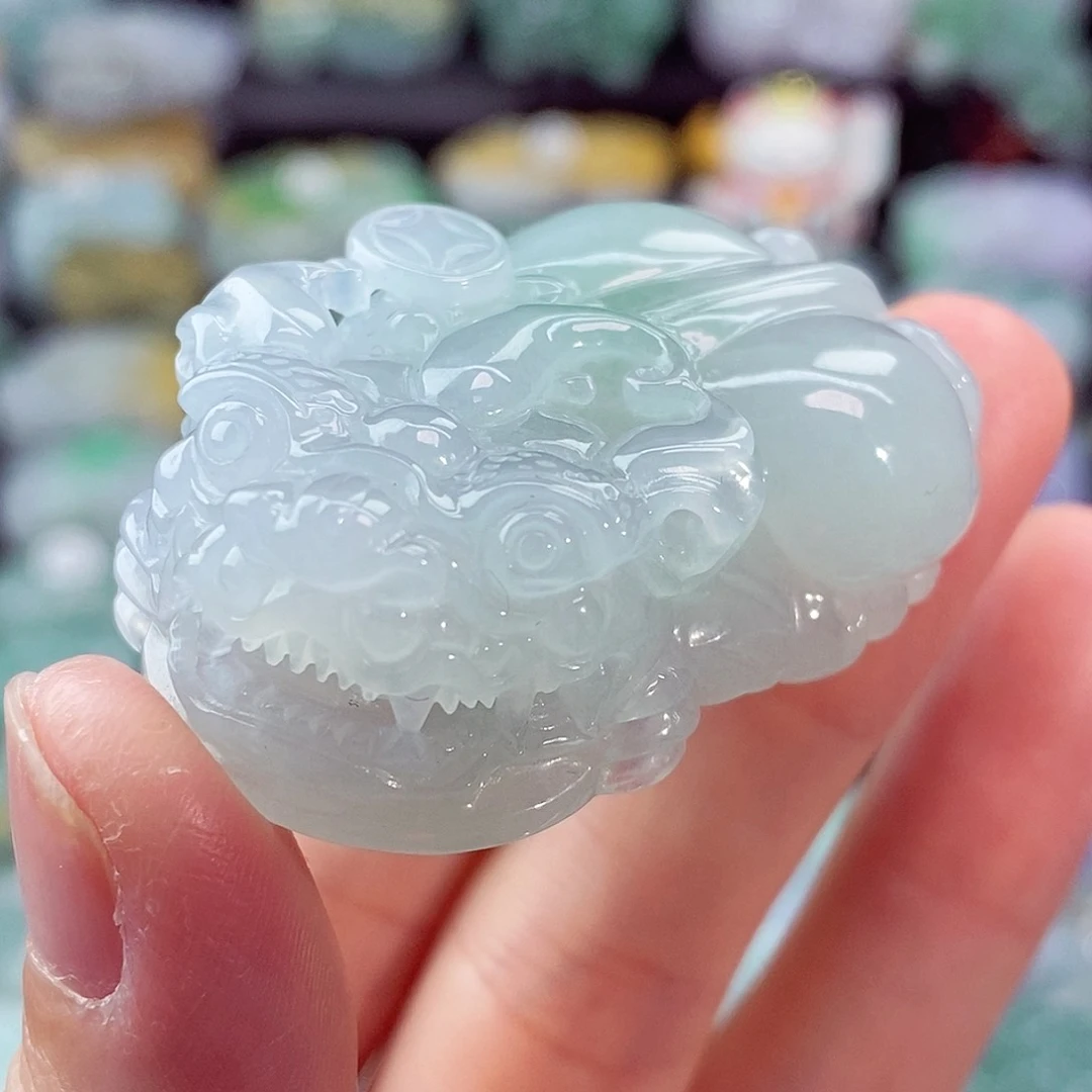 颈饰未镶嵌翡翠天然