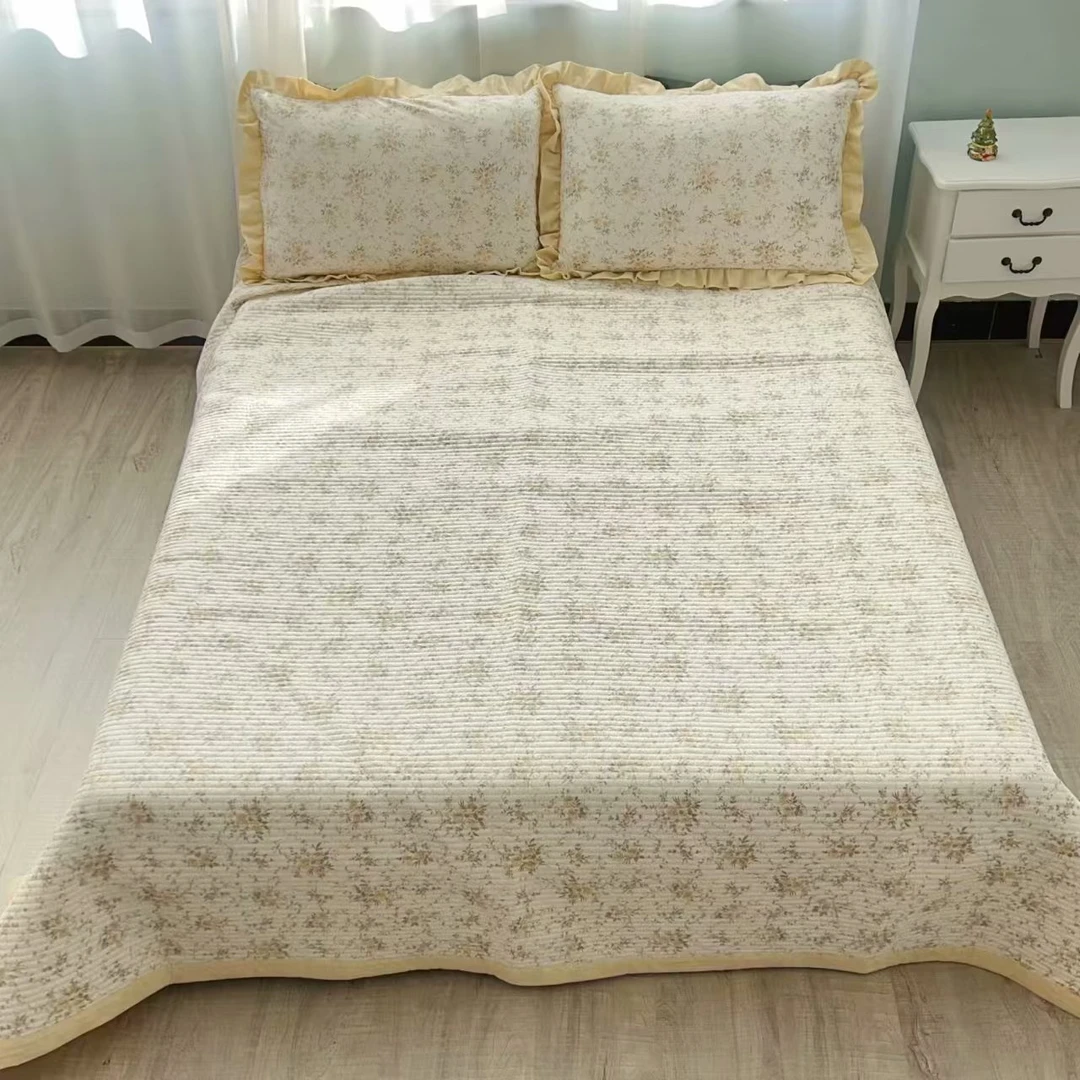 新款云朵纯棉水洗床盖三件套花蔓