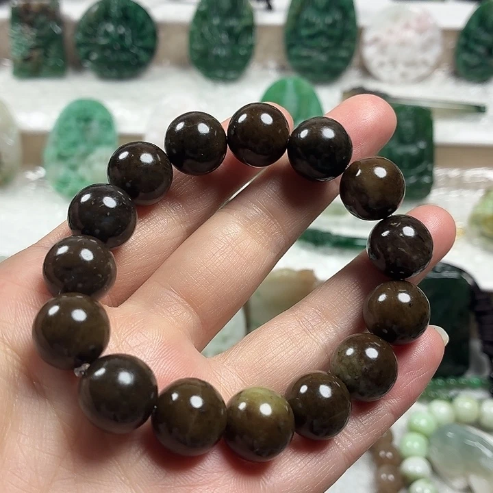 独山玉未镶嵌吊坠