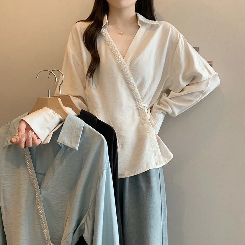 【小曹大码】春装新款女法式v领收腰显瘦小衫上衣-ONL33587