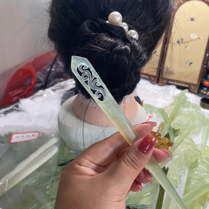 已***置蛇纹石玉未镶嵌发簪