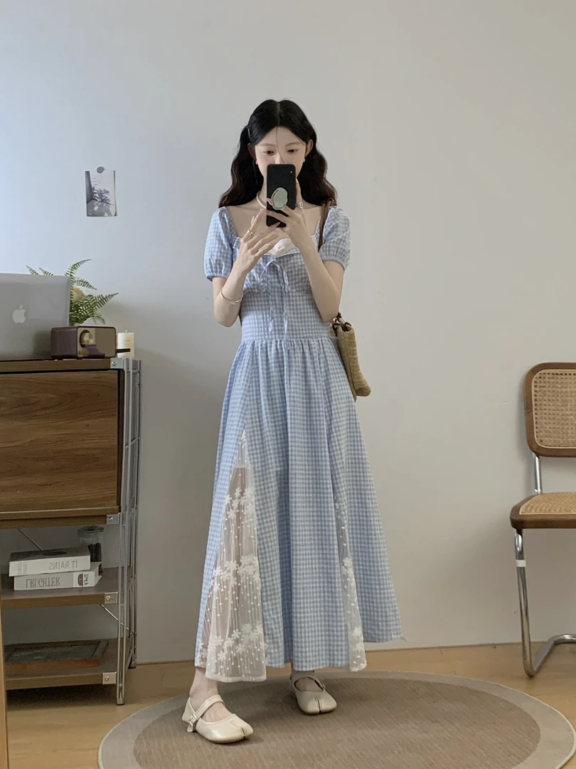 胖MM夏季法式气质时尚收腰显瘦设计感蕾丝拼接格子中长款连衣裙女