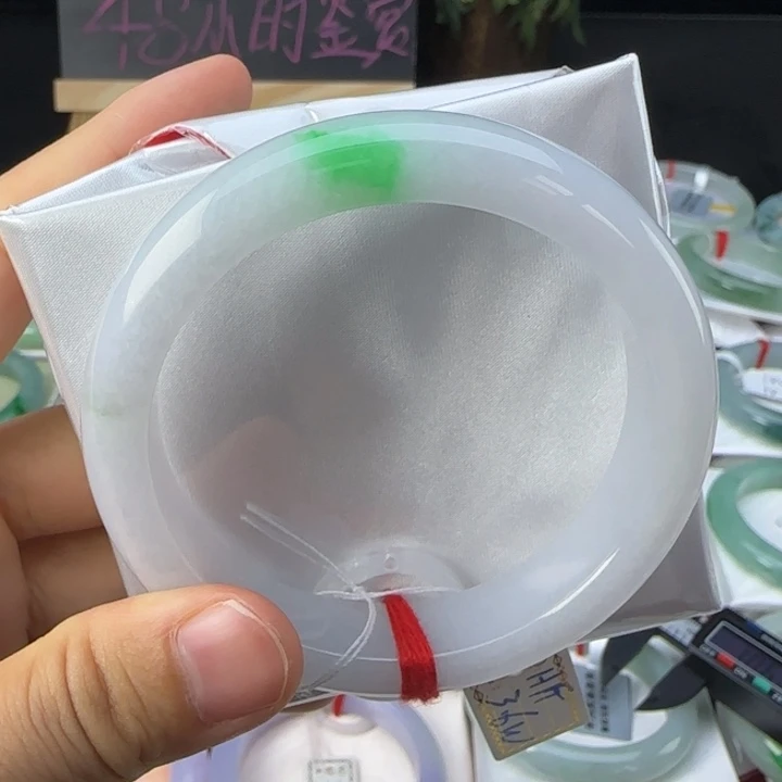 未镶嵌手镯翡翠翡翠手镯