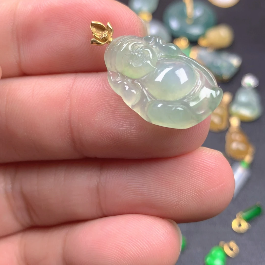 【闪购商品】颈饰18K金镶嵌翡翠翡翠