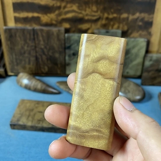 【闪购商品】丁*金丝楠木无事牌