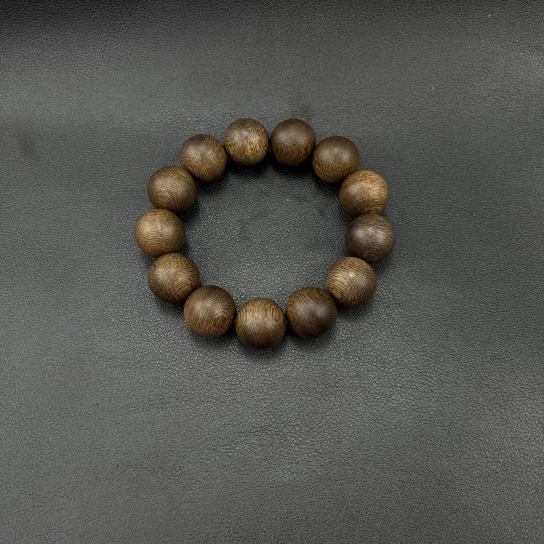 沉香海南莺歌绿旗1.8手串