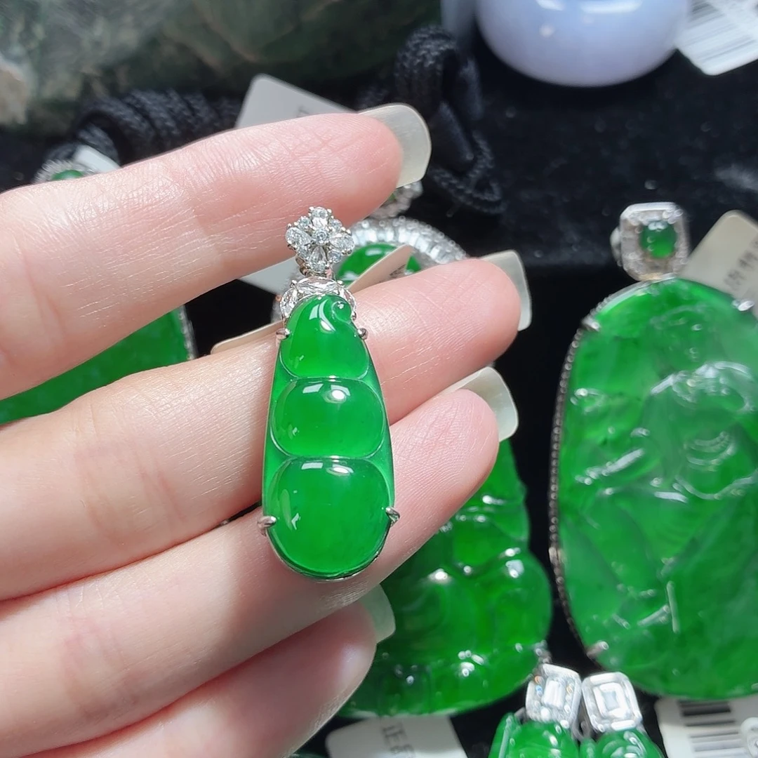 翡翠银S925镶嵌颈饰