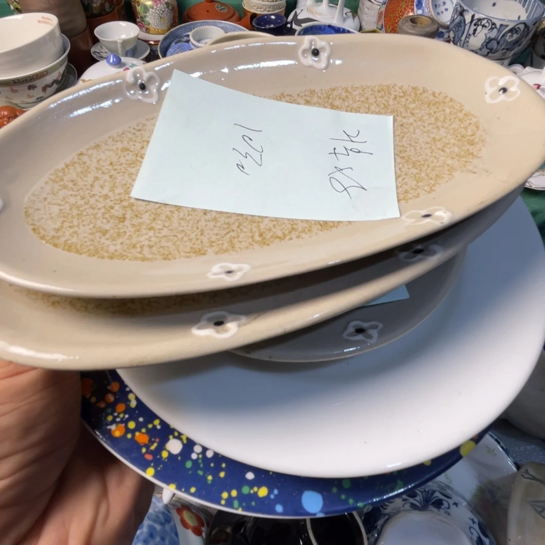 j***好其他散瓷默认微瑕完美者慎拍