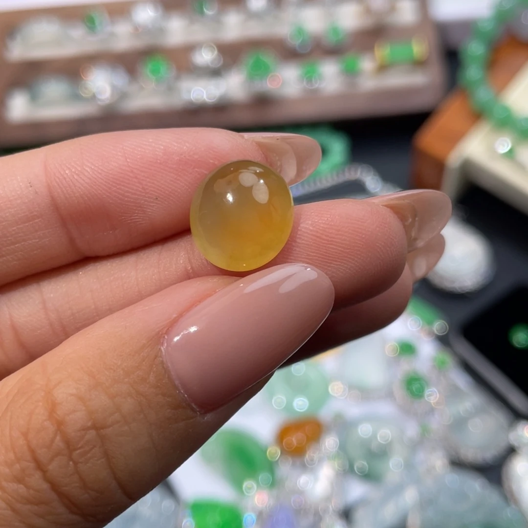 翡翠未镶嵌颈饰翡翠冰黄裸石