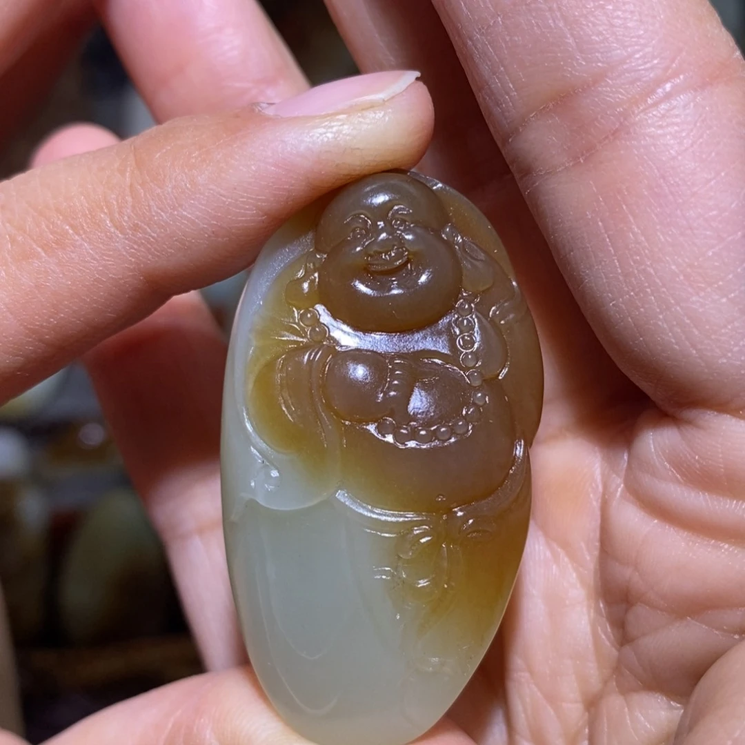 定制和田玉开心佛