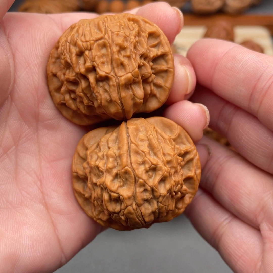 文玩核桃把件黄杆乾隆磨38