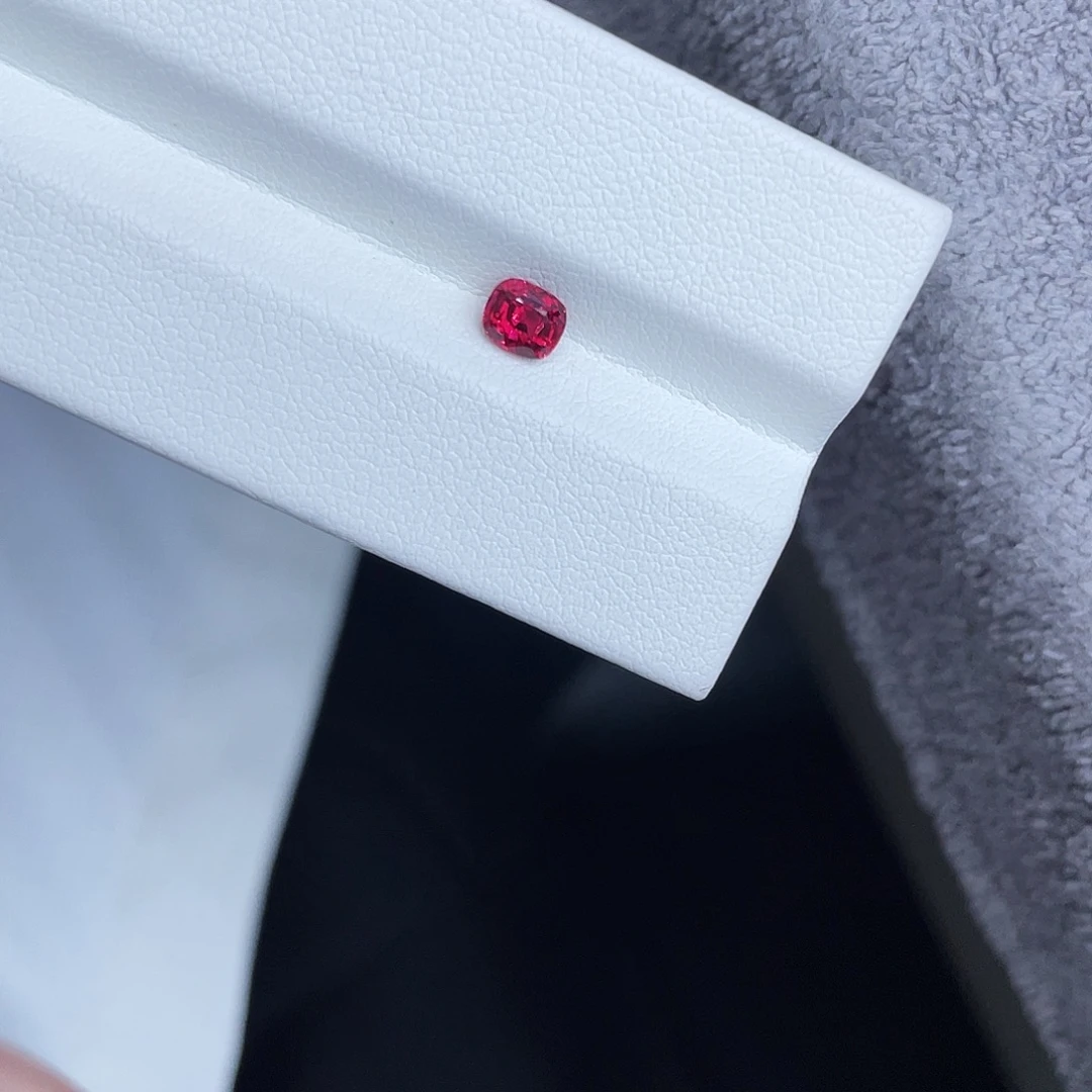 尖晶石裸石0.48Ct