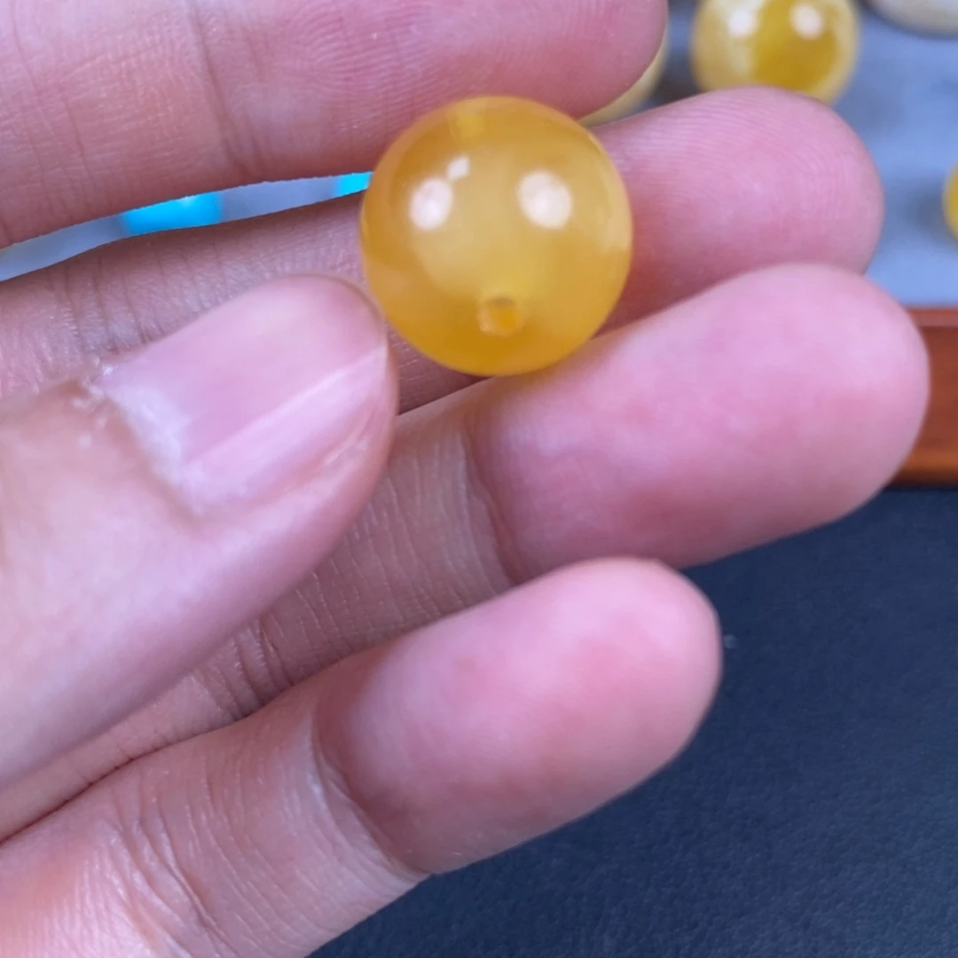 琥珀未镶嵌裸石微瑕8