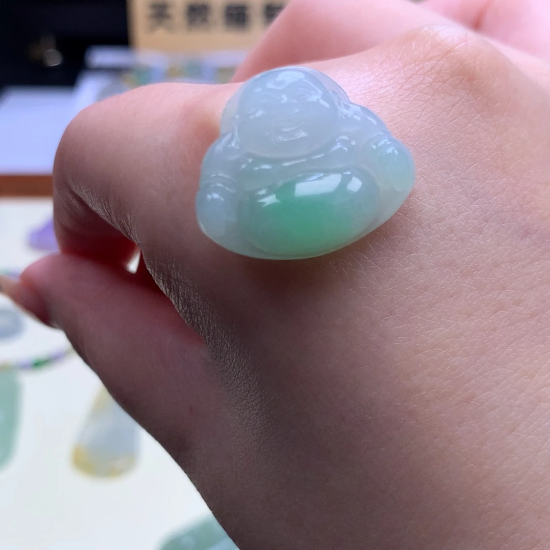 定制翡翠未镶嵌佛公