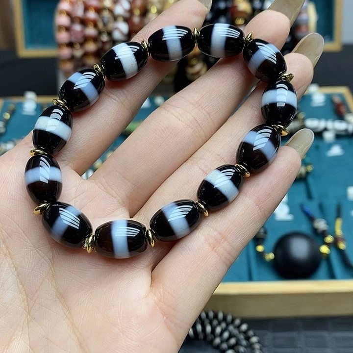 玛瑙/玉髓颈饰合金