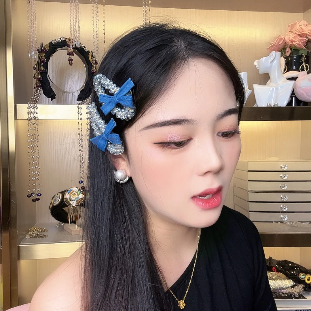 醋酸（人造纤维）铁合金蓝色蝴蝶结