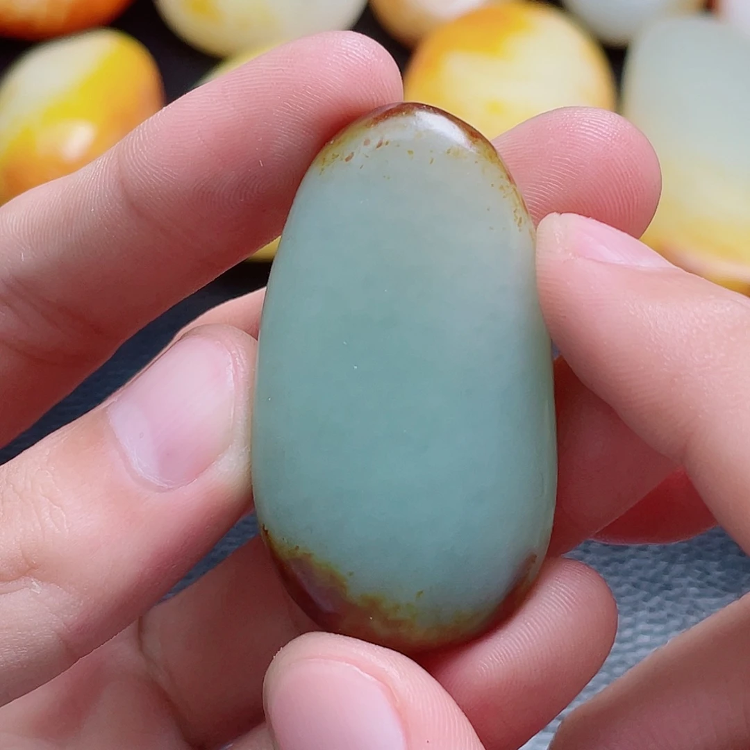 和田玉未镶嵌珠宝奇石