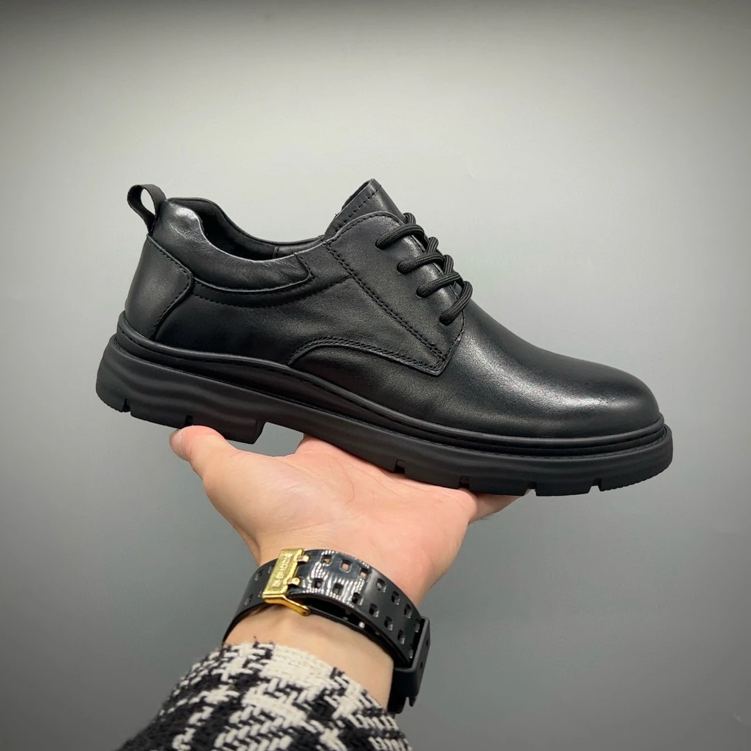 新款时尚真皮休闲商务男士黑色皮鞋软底软面舒适百搭系带男鞋