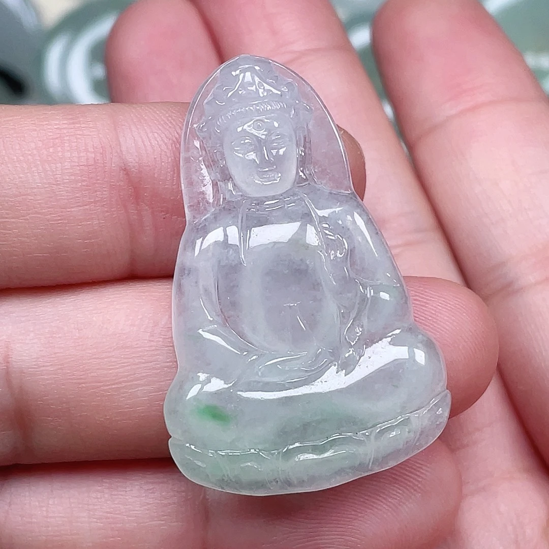 翡翠未镶嵌颈饰观音