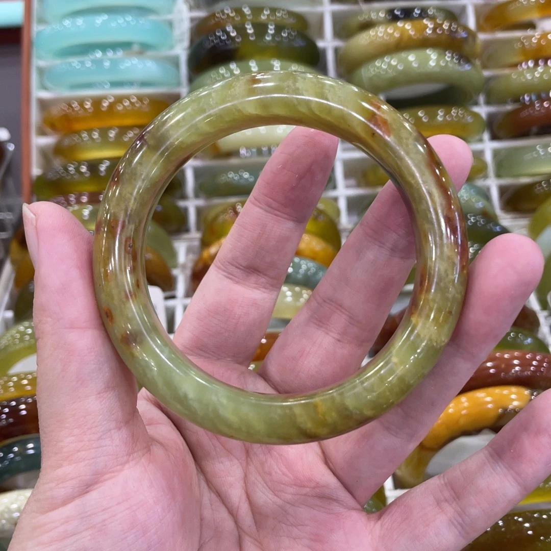 蛇纹石玉未镶嵌手镯