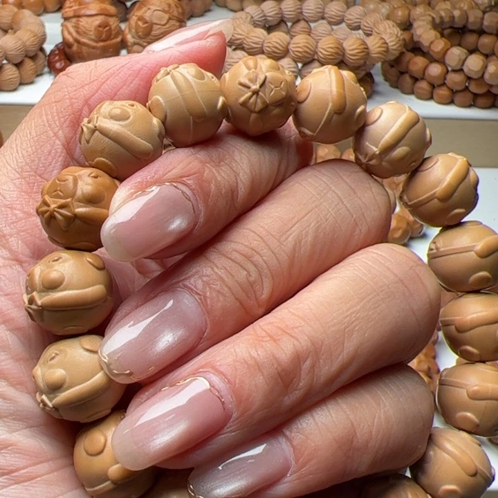 猴头核桃吊坠卡皮吧啦