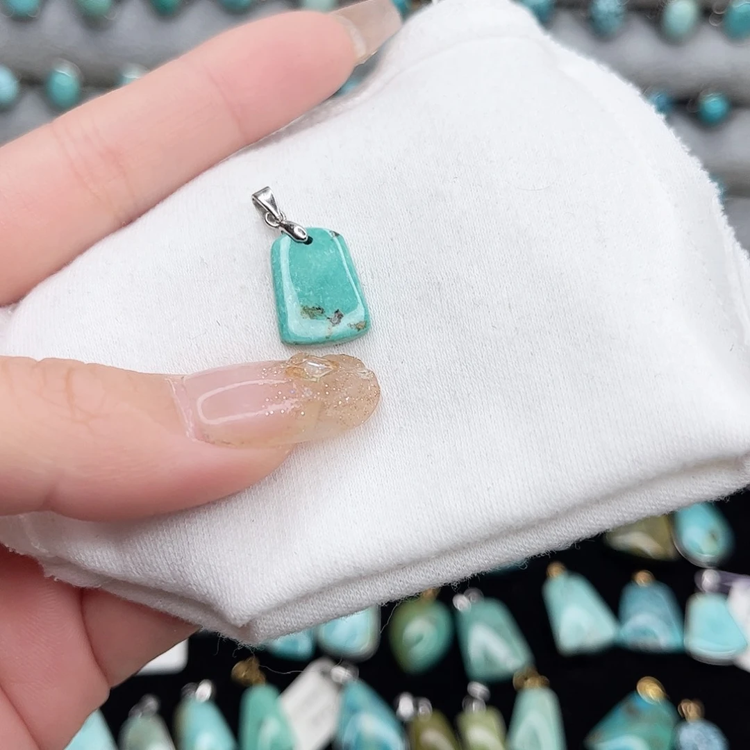 绿松石绿松石未镶嵌