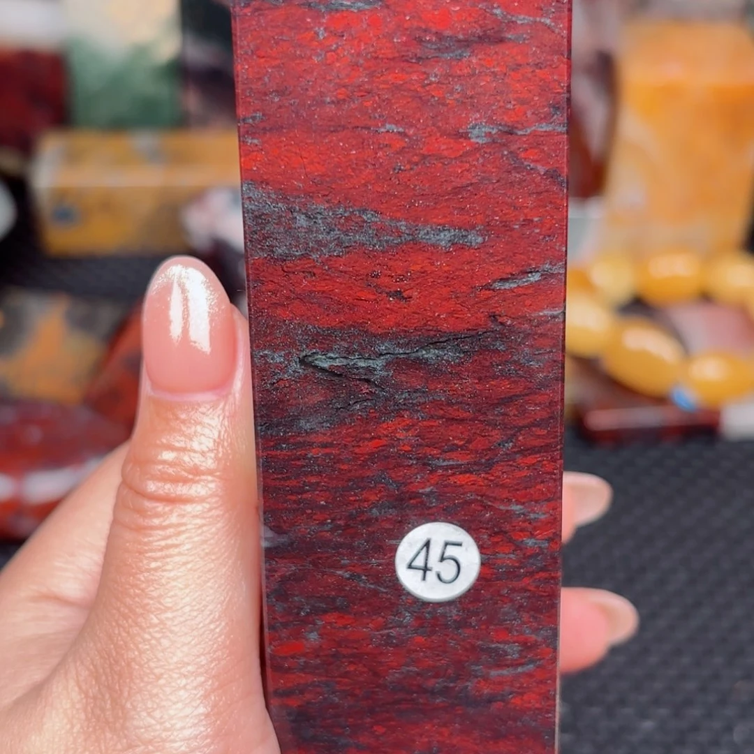 玉桂林鸡血印章摆件，编号：45