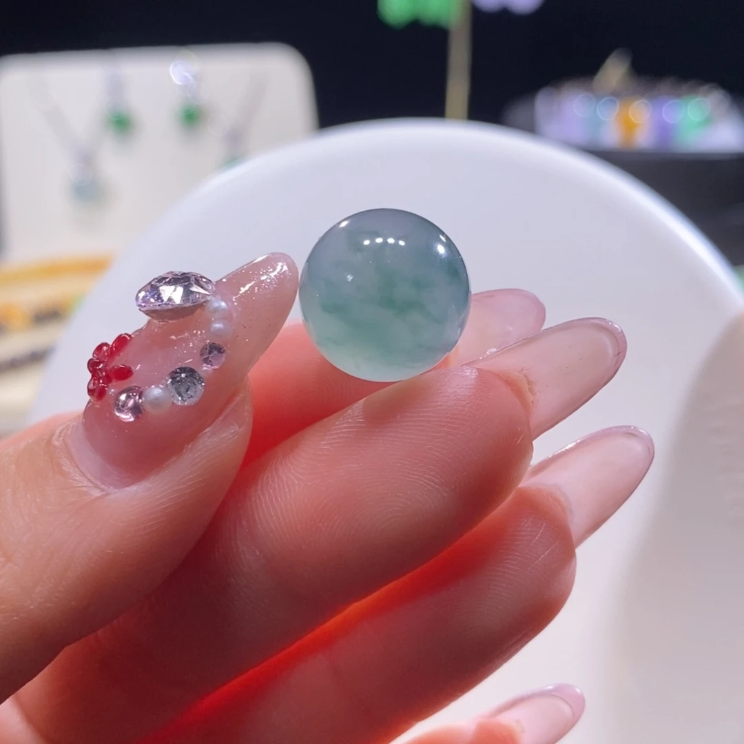 翡翠未镶嵌颈饰翡翠冰胶蓝底飘花珠