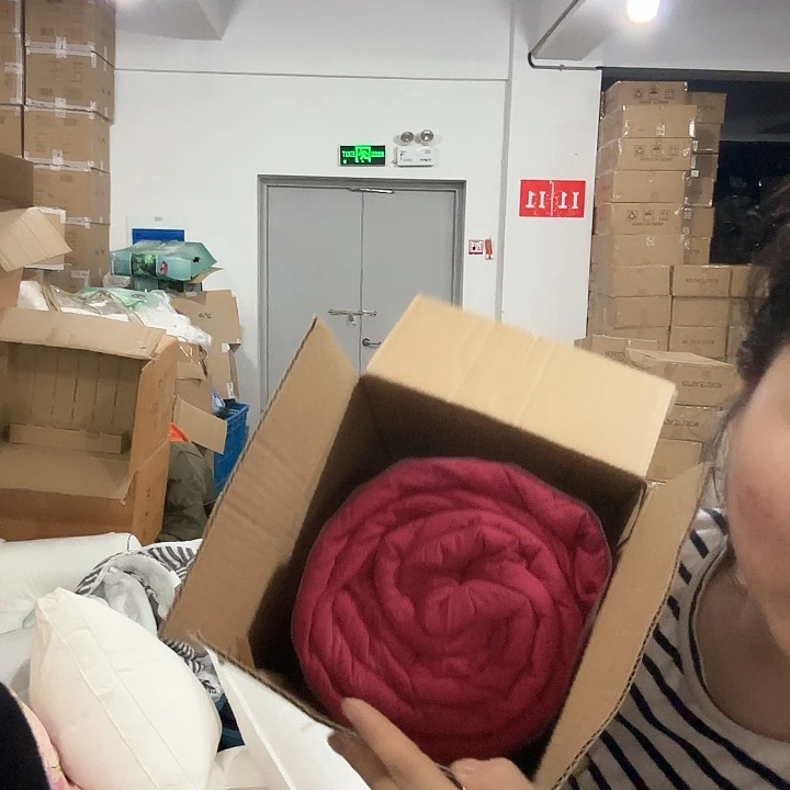 酒红色三人位沙发垫200*215