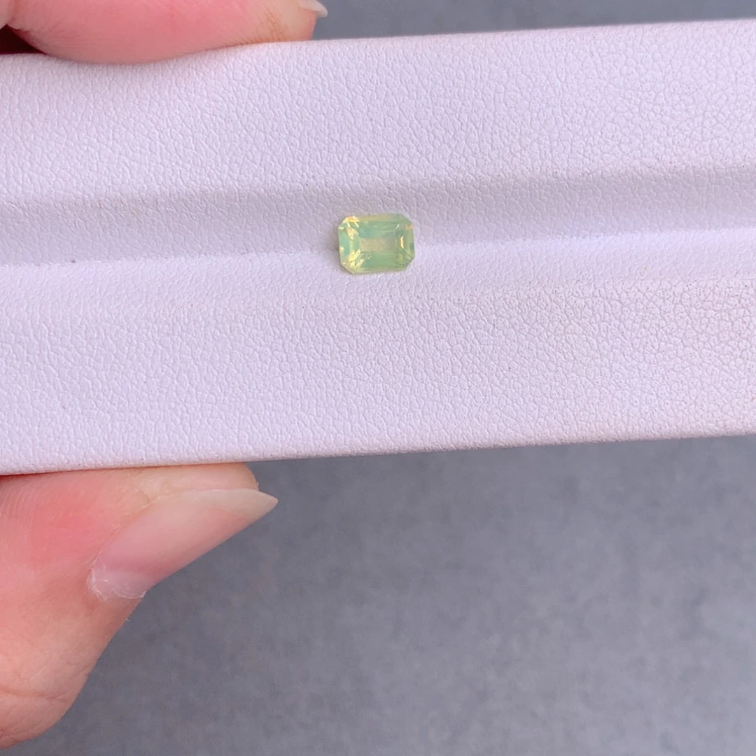 金绿宝石裸石0.8克拉