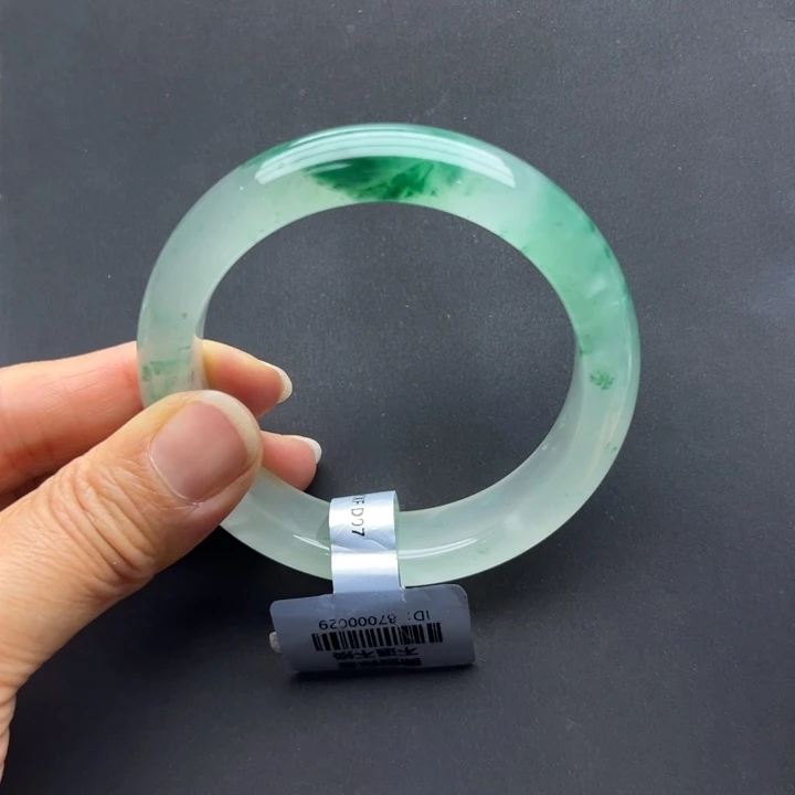 石英质玉未镶嵌手镯燕子➕55.8