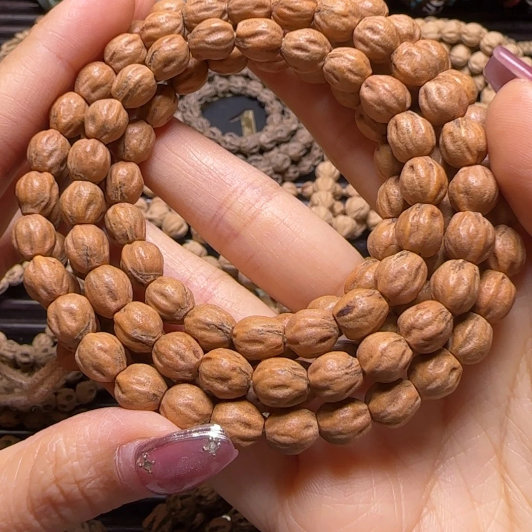 赵***H柏香籽/百香籽吊坠