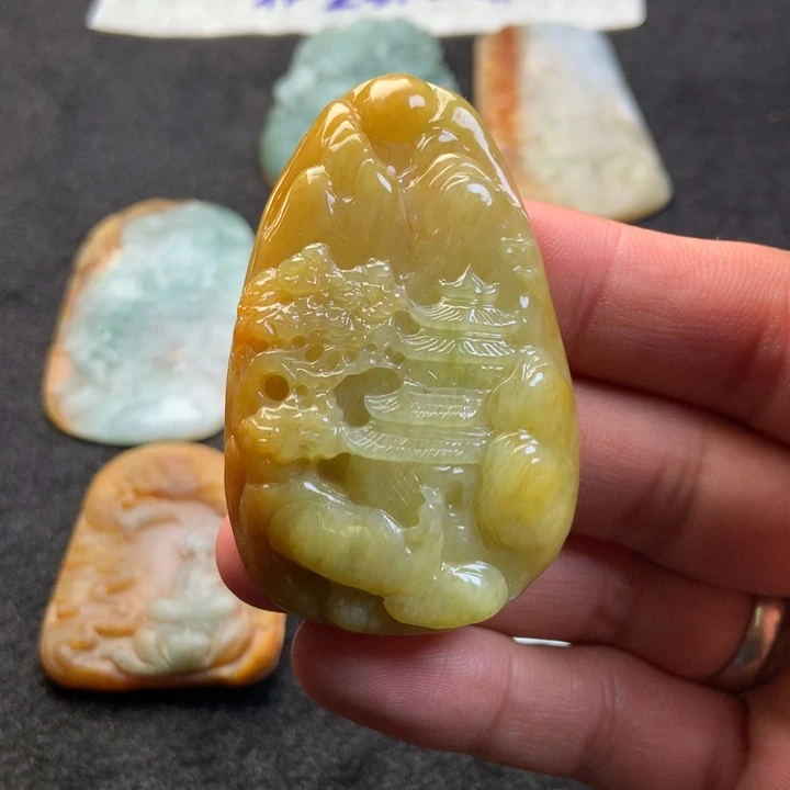 定制翡翠未镶嵌翡翠