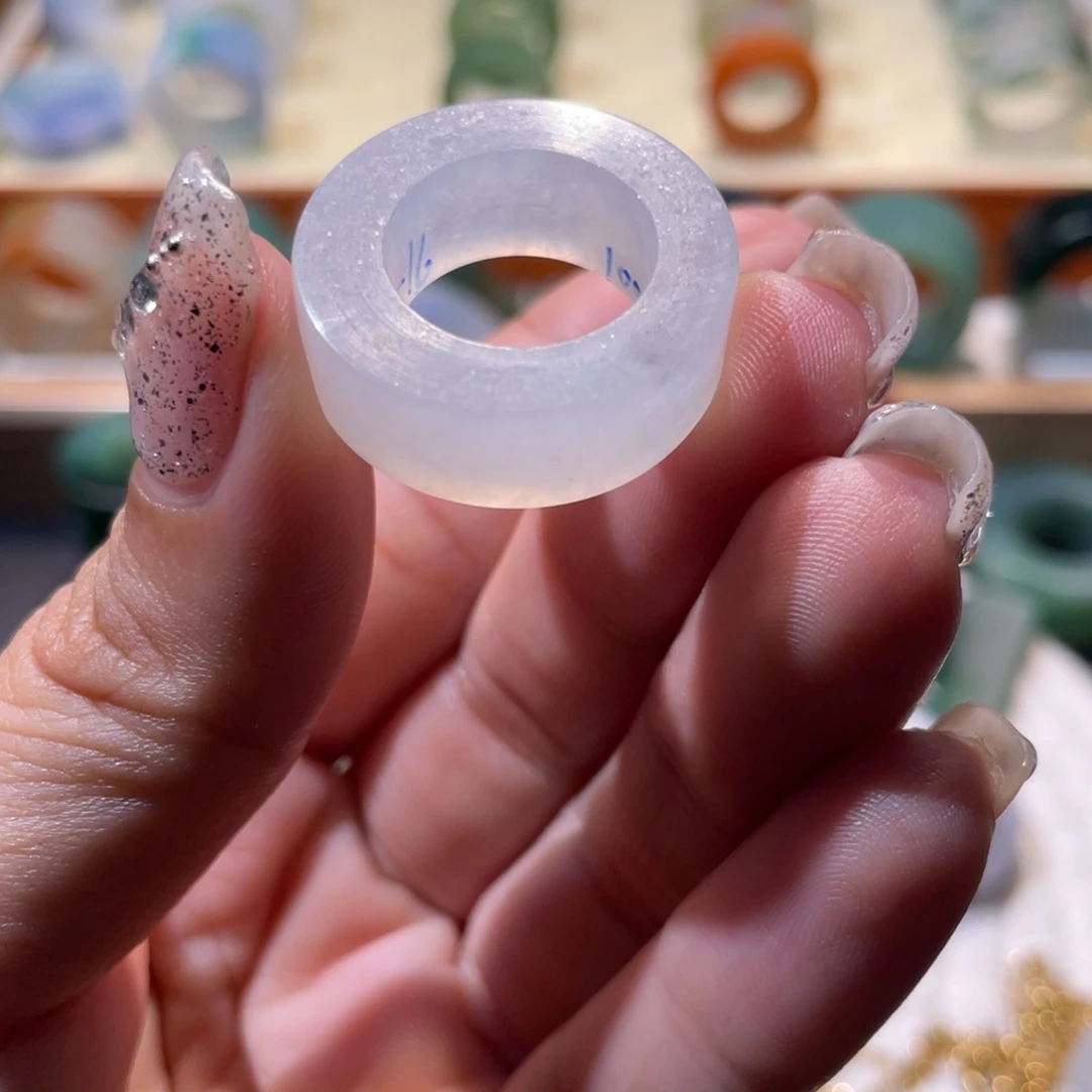 定制翡翠未镶嵌天然翡翠