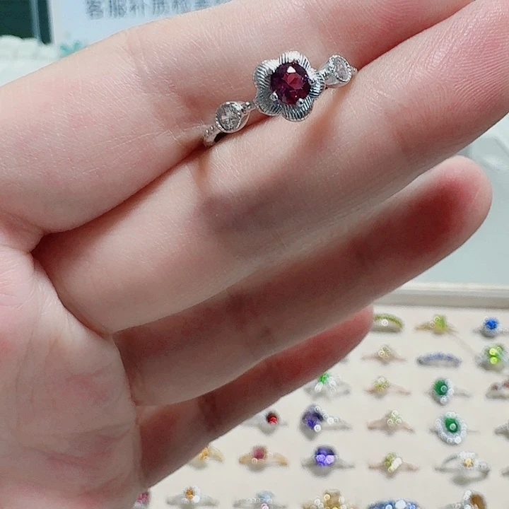925银合成碳硅石戒指