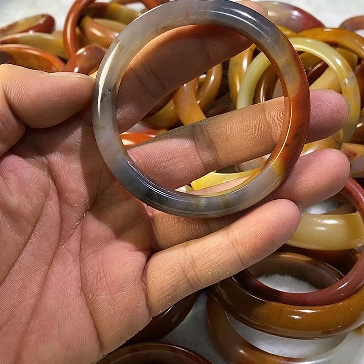 石英质玉（黄龙玉）未镶嵌手镯60圈口