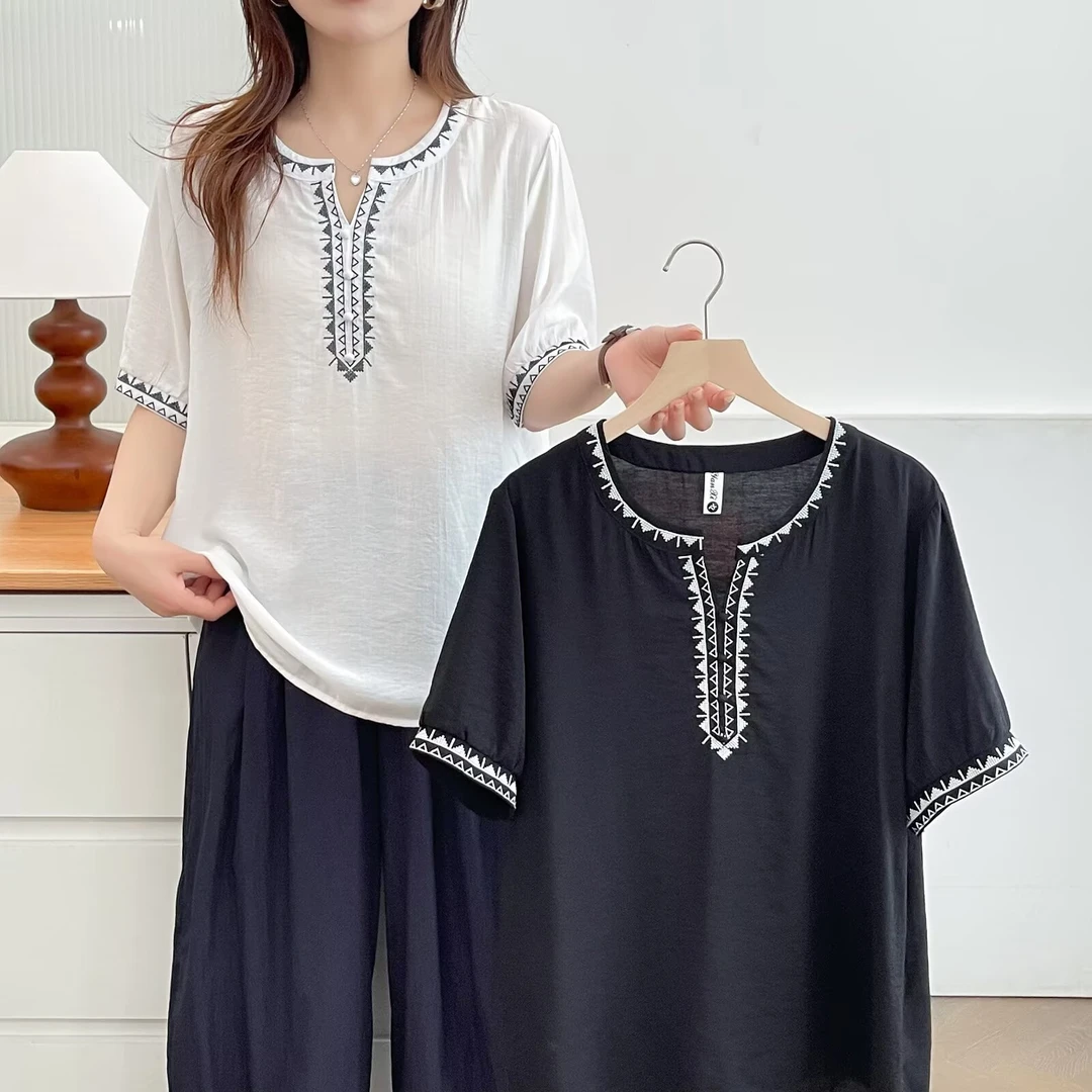 2025年夏季新款时尚百搭大码V领显瘦休闲洋气女装风短袖