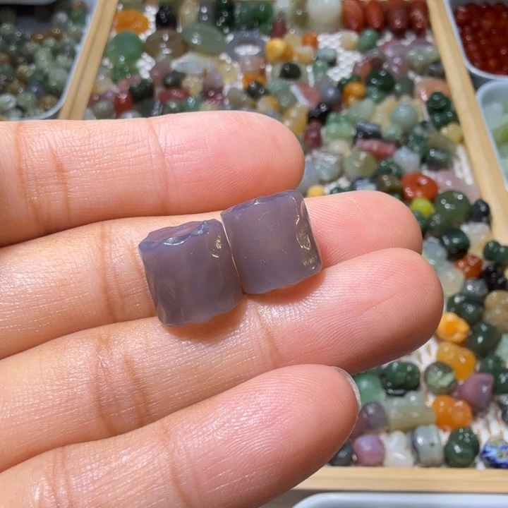 和田玉未镶嵌珠宝半成品