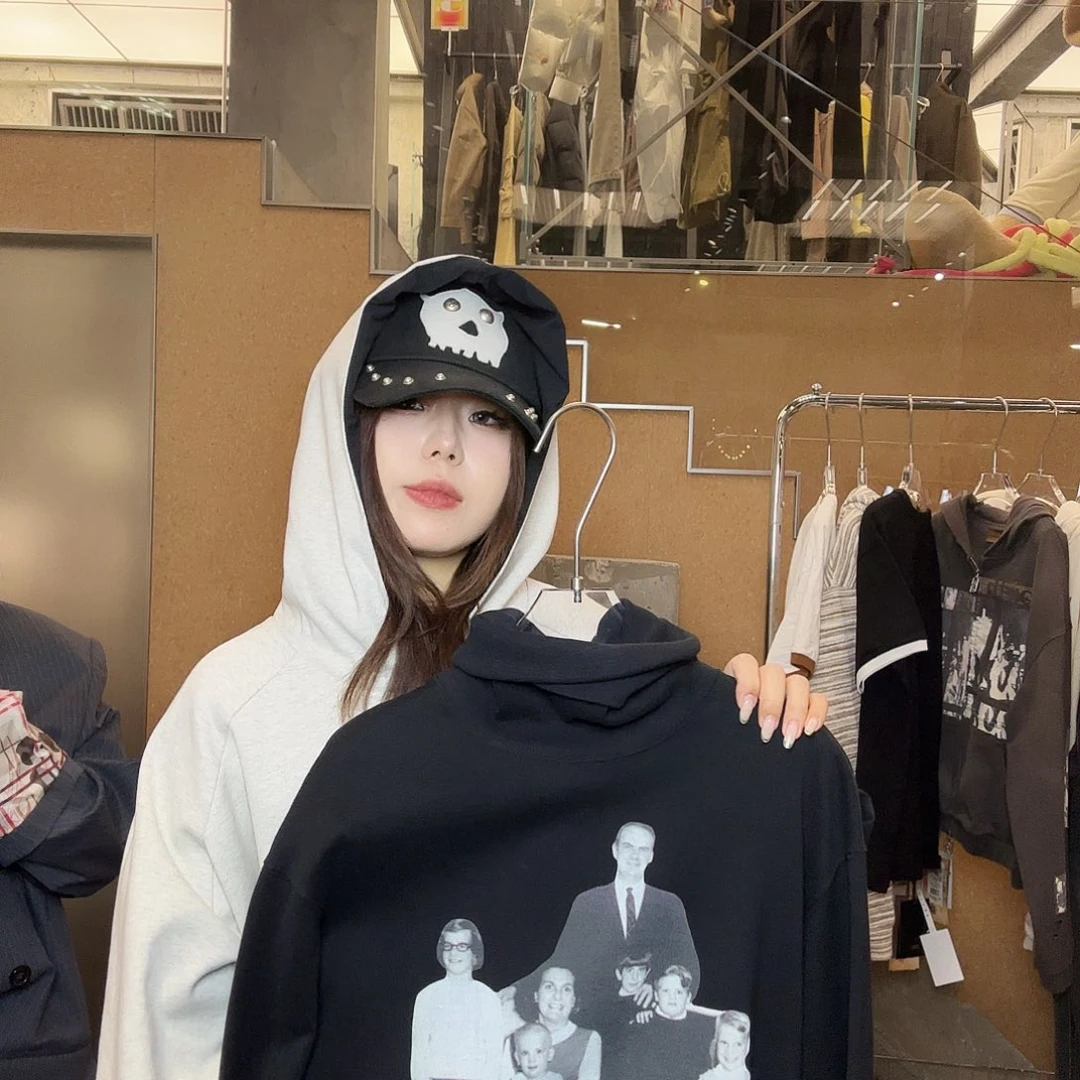 全家福家庭照片黑色上衣