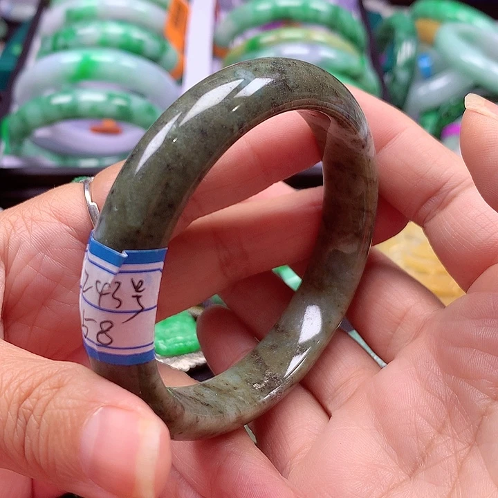 未镶嵌手镯翡翠翡翠