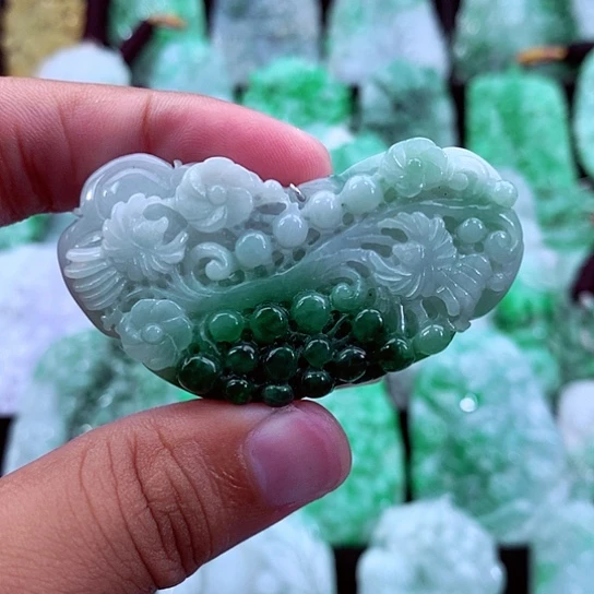 翡翠未镶嵌吊坠(不含链)